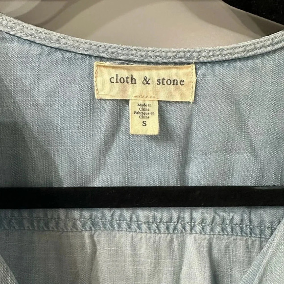Anthropologie Cloth & Stone Chambray Romper Size S - Picture 4 of 6